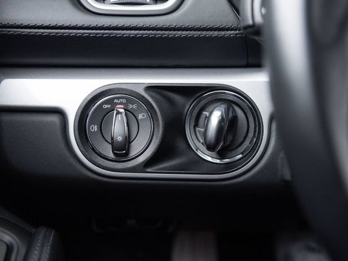 Certified 2022 Porsche 718 Cayman GTS RWD image 17