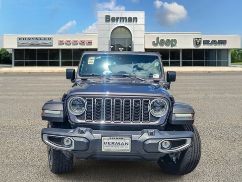 Certified 2025 Jeep Wrangler Unlimited Sahara AWD/4WD image 6