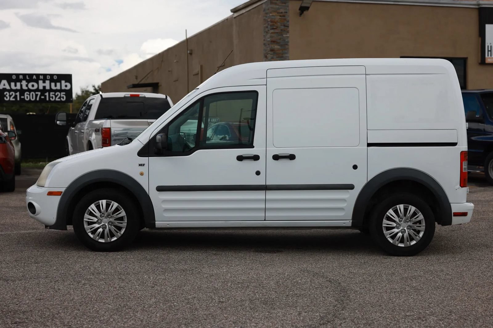 Used 2012 Ford Transit Connect XLT FWD image 2