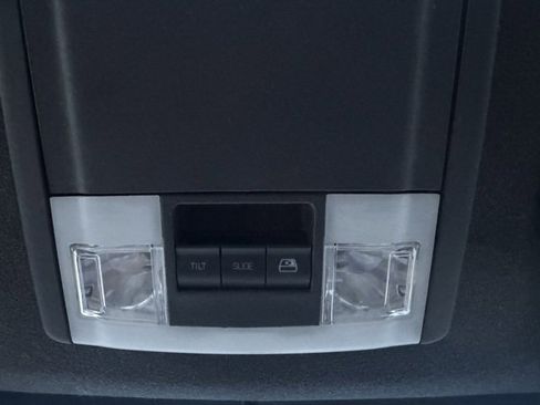 Used 2016 Ford F250 Lariat w/ Lariat Ultimate Package image 23