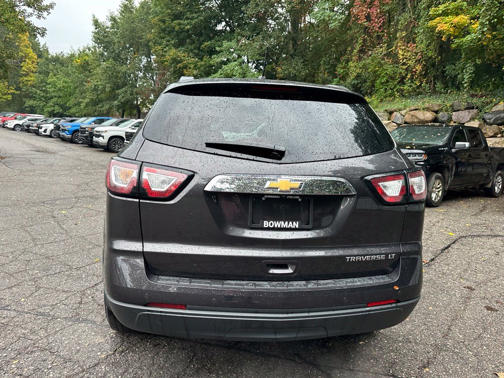 Used 2015 Chevrolet Traverse LT FWD image 4