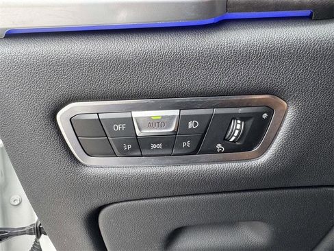 Used 2023 BMW X5 xDrive40i w/ Executive Package image 23