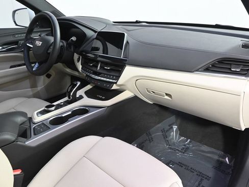 Used 2023 Cadillac CT4 Premium Luxury RWD image 15