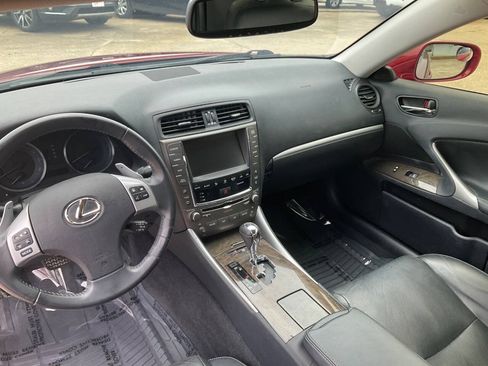 Used 2011 Lexus IS 250 w/ Premium Pkg Value Edition RWD image 16