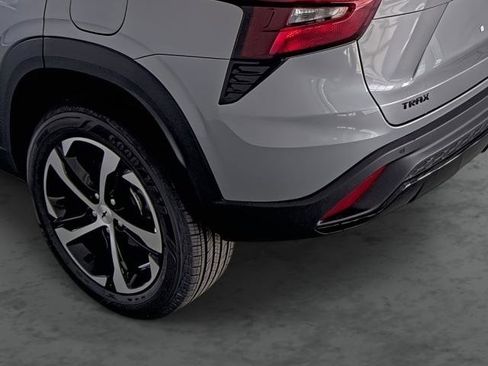 New 2026 Chevrolet Trax RS w/ Driver Confidence Package image 9