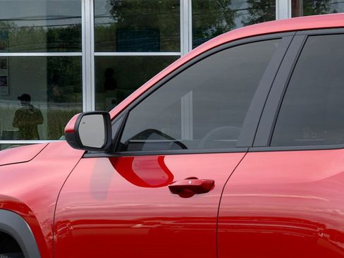 New 2026 Chevrolet Equinox LT image 12