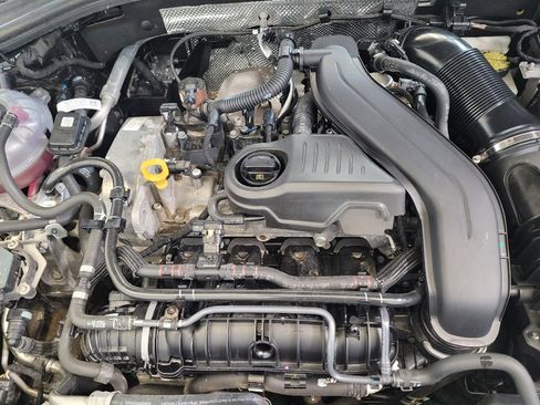 Used 2025 Volkswagen Jetta Sport FWD image 30