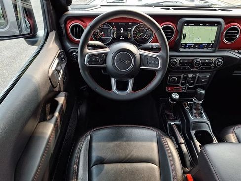 Used 2023 Jeep Gladiator Rubicon w/ LED Lighting Group AWD/4WD image 12