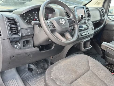Used 2023 RAM ProMaster 2500 w/ Safety Group (A) FWD image 7