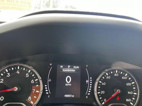 Used 2020 Jeep Renegade Altitude AWD/4WD image 9