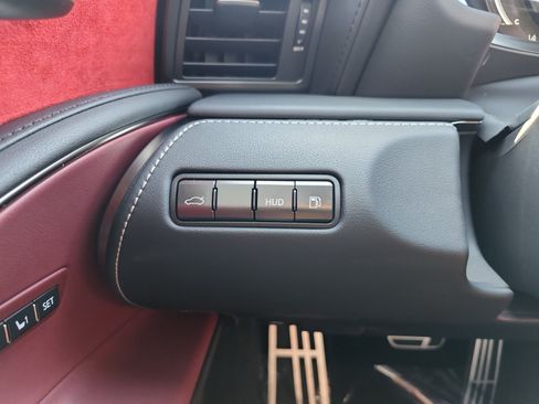 Used 2021 Lexus LC 500 Coupe w/ Performance Package RWD image 30
