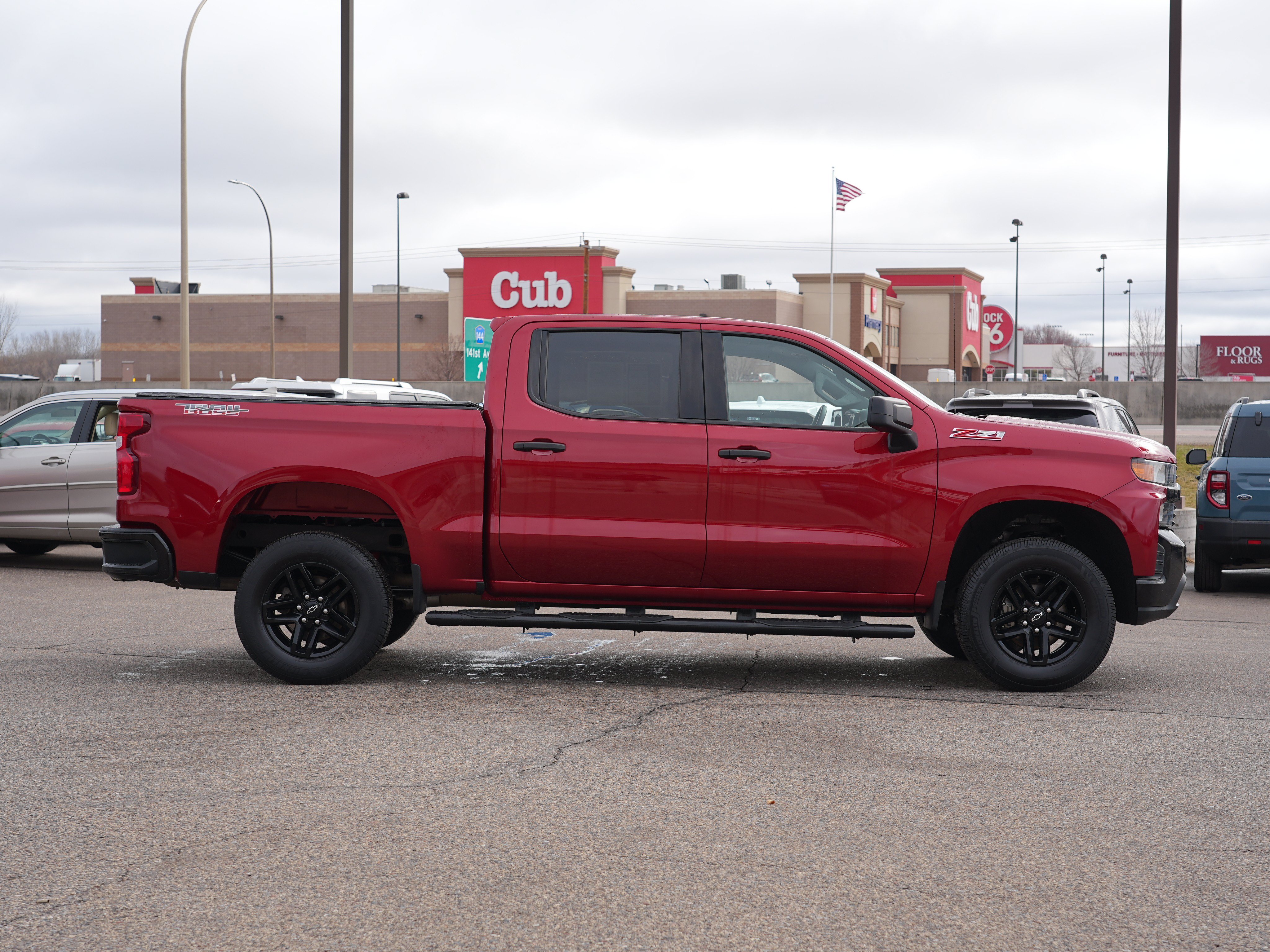 Used 2021 Chevrolet Silverado 1500 Custom Trail Boss AWD/4WD image 2