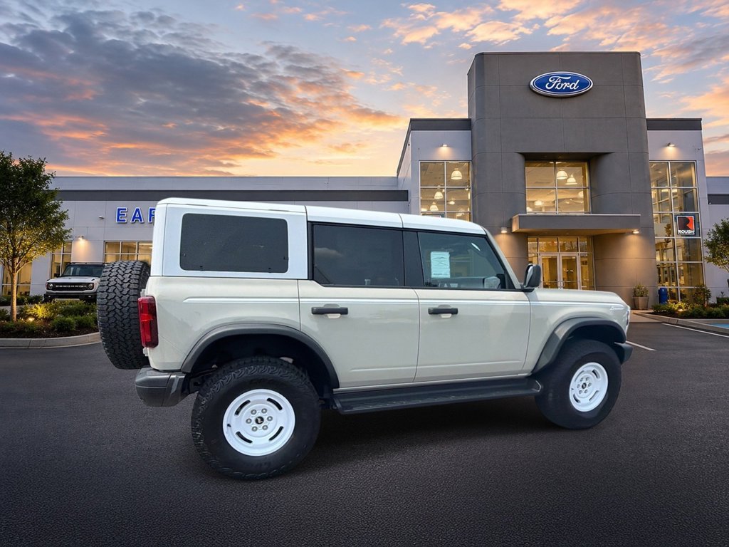 New 2026 Ford Bronco Heritage Edition AWD/4WD image 8