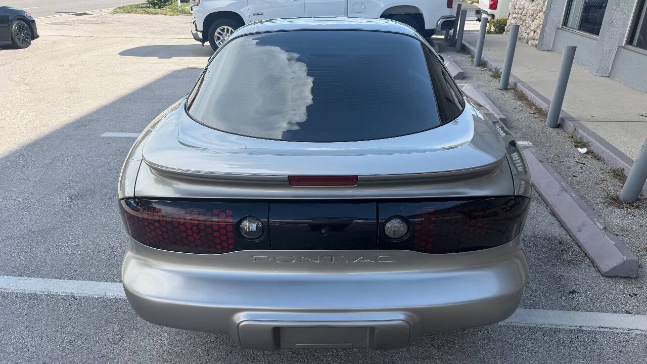 Used 2000 Pontiac Firebird Coupe w/ Opt Pkg RWD image 6