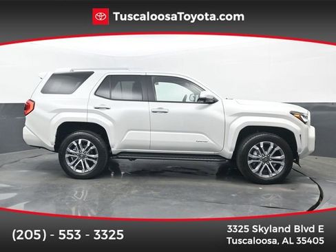 Used 2025 Toyota 4Runner Limited image 1