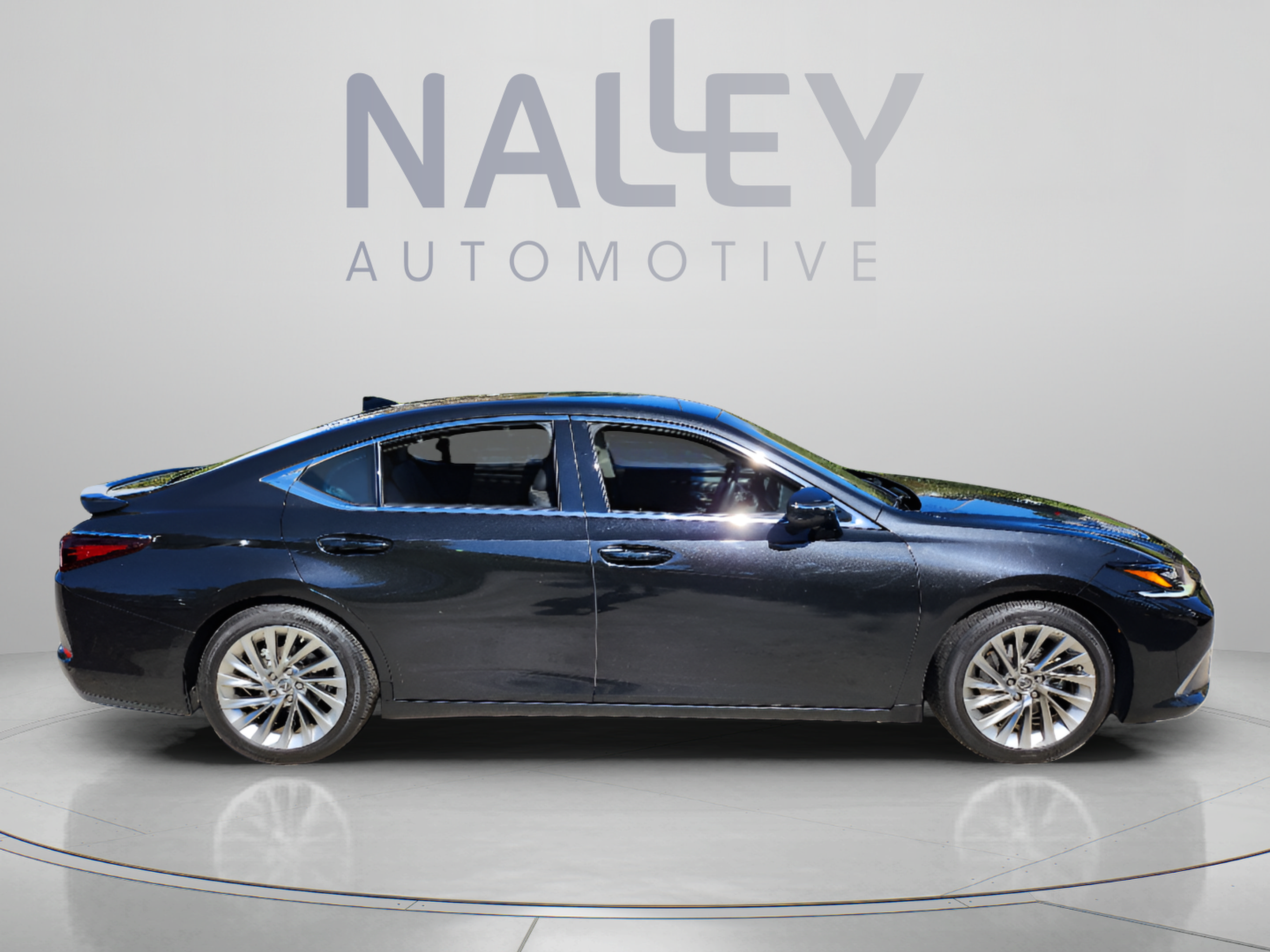 Certified 2022 Lexus ES 350 Ultra Luxury w/ Accessory Package 2 FWD image 6