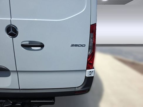 New 2025 Mercedes-Benz Sprinter 2500 image 11