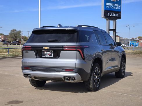 New 2026 Chevrolet Traverse LT w/ Sun and Wheel Package image 4
