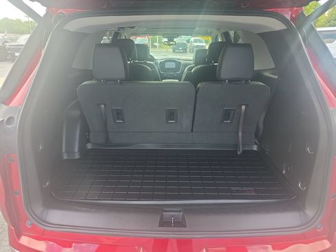 Certified 2018 Chevrolet Traverse Premier w/ Driver Confidence II Package FWD image 27
