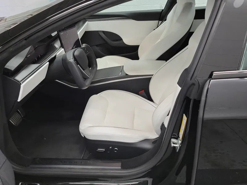 Used 2022 Tesla Model S Plaid AWD/4WD image 9