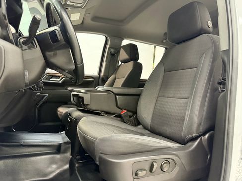 Used 2024 Chevrolet Silverado 2500 LT w/ Convenience Package image 15