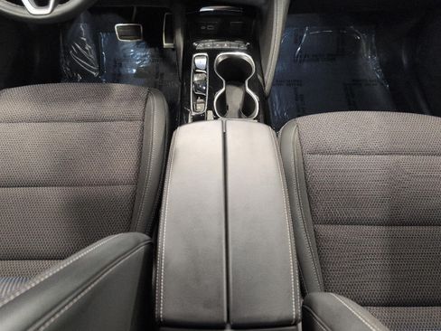 Used 2023 Buick Envision Preferred w/ Sport Touring Package AWD/4WD image 16