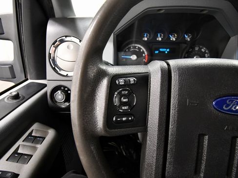 Used 2013 Ford F250 XLT w/ FX4 4X4 Off-Road Pkg image 19