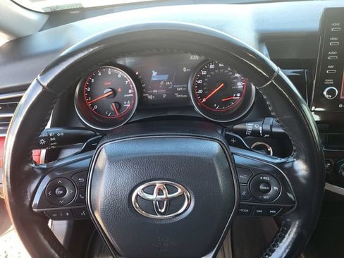 Used 2021 Toyota Camry XSE FWD image 15