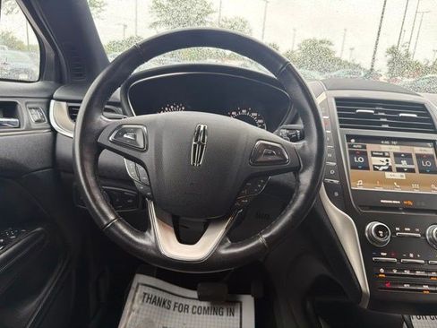 Used 2017 Lincoln MKC Premiere AWD/4WD image 27