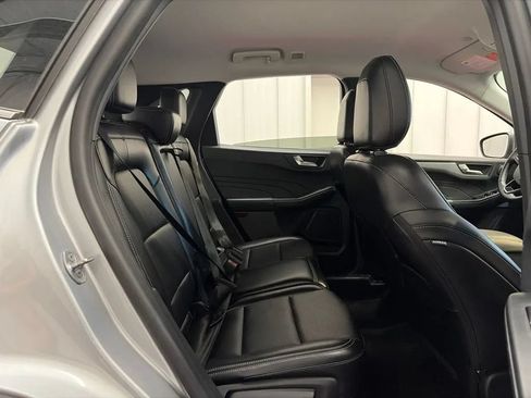Used 2023 Ford Escape Platinum AWD/4WD image 19