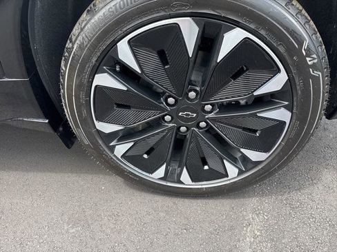 New 2025 Chevrolet Blazer EV RS image 28