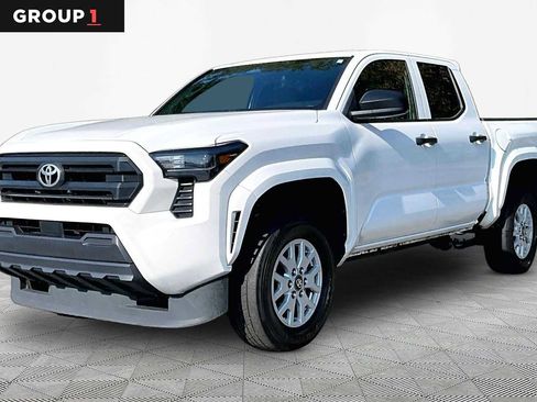 Used 2024 Toyota Tacoma SR RWD image 1