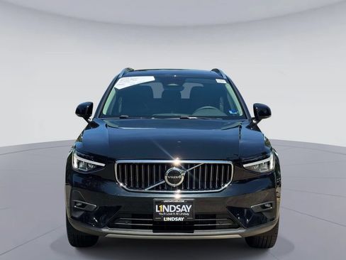 Used 2023 Volvo XC40 B5 Plus w/ Climate Package AWD/4WD image 5
