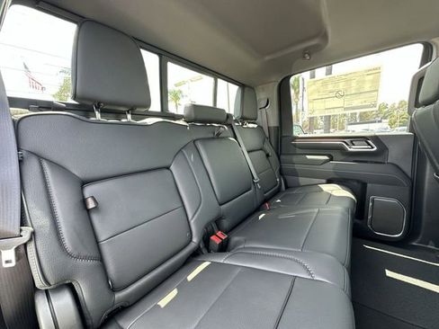 New 2025 GMC Sierra 2500 Denali w/ Denali Reserve Package image 28