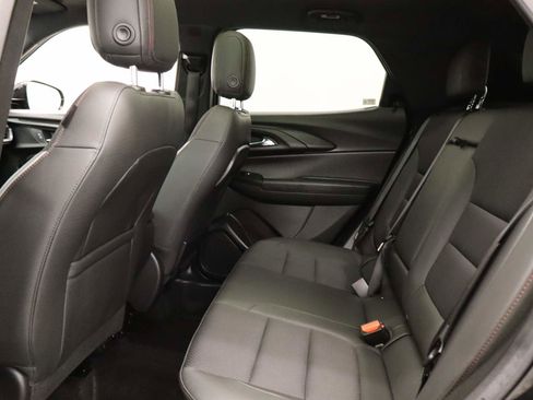 Used 2023 Chevrolet TrailBlazer RS w/ Sun and Liftgate Package image 16