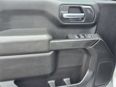 Used 2021 Chevrolet Silverado 1500 Custom image 13