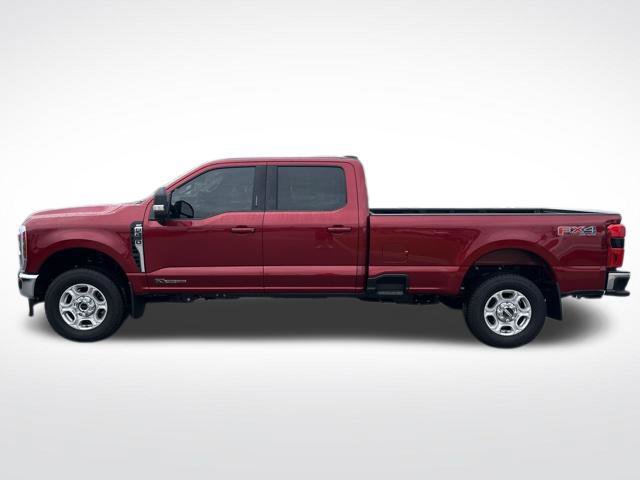 New 2026 Ford F250 XLT w/ XLT Premium Package AWD/4WD image 4