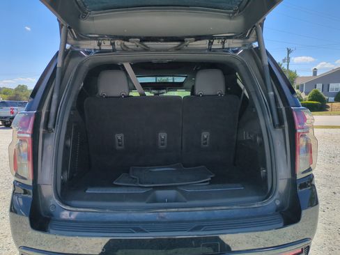 Used 2023 Chevrolet Tahoe RST w/ Luxury Package AWD/4WD image 32