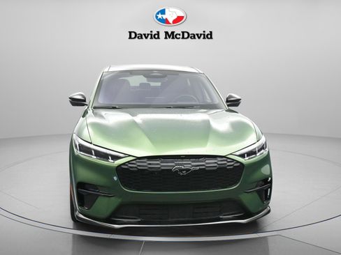 Used 2025 Ford Mustang Mach-E GT image 21