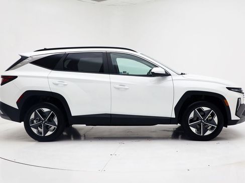 Used 2025 Hyundai Tucson SEL image 3