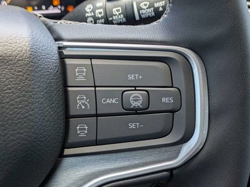 New 2026 Jeep Grand Wagoneer L 4WD w/ Premium Group I image 30