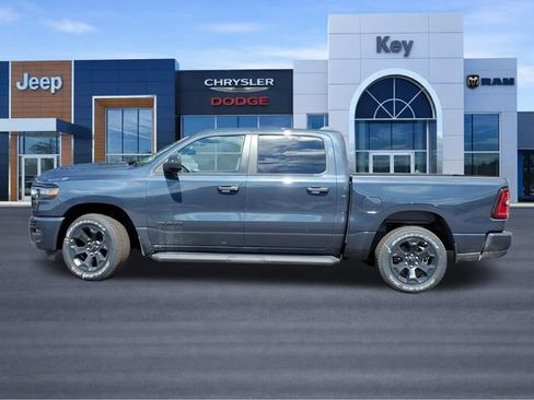 New 2026 RAM 1500 Express AWD/4WD image 4