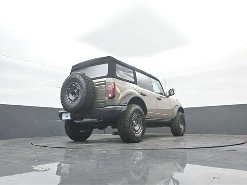 New 2025 Ford Bronco Badlands image 34