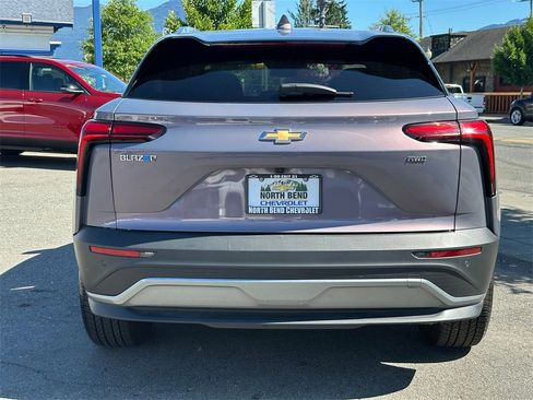 Used 2024 Chevrolet Blazer EV LT image 7