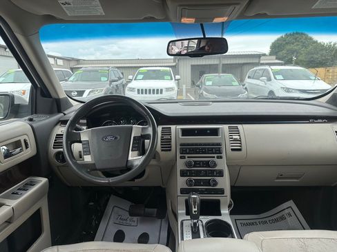 Used 2012 Ford Flex SEL w/ Equipment Group Order Code FWD image 9