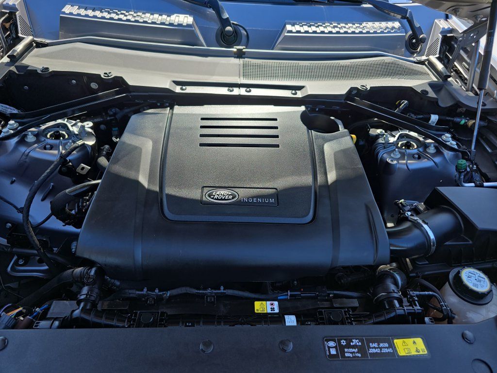 Certified 2024 Land Rover Defender 110 S AWD/4WD image 30