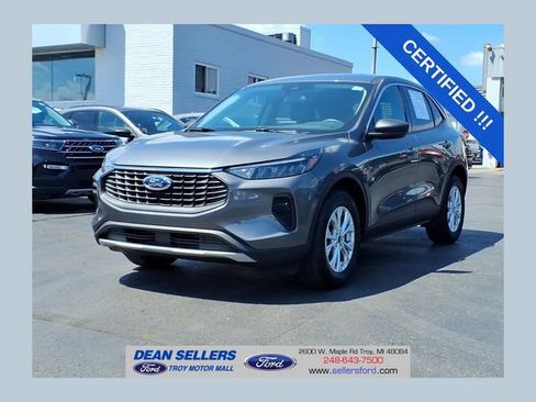 Certified 2023 Ford Escape Active AWD/4WD image 1