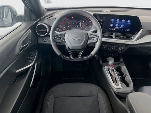 New 2026 Chevrolet Trax RS w/ Sunroof Package image 22