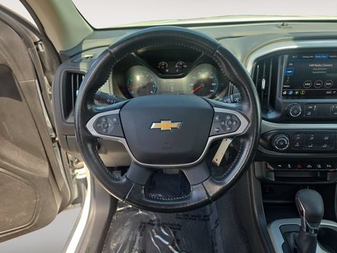 Used 2022 Chevrolet Colorado LT w/ Safety Package RWD image 12