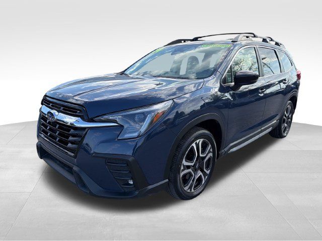 Used 2024 Subaru Ascent Limited w/ Technology Package AWD/4WD image 3